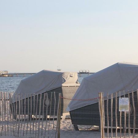 Ferienwohnung Strandläufer im Kirschgarten Kellenhusen Exterior foto